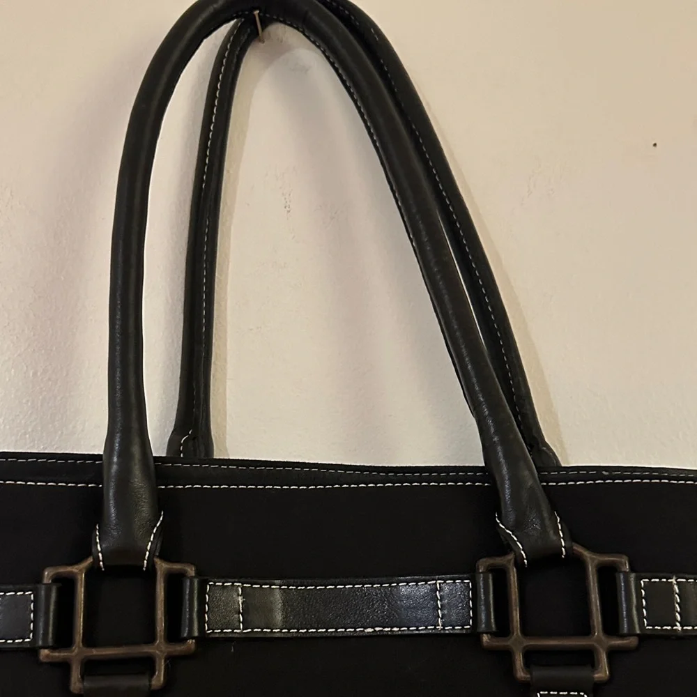 Elegant Black Tote Bag - Preloved
